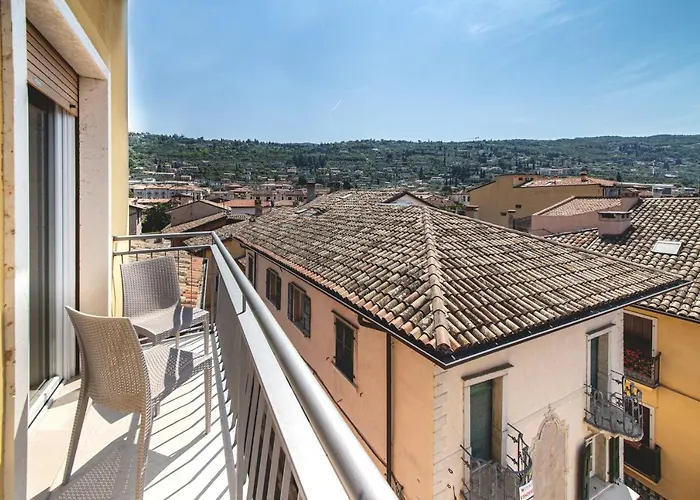 K Apartment Torri Del Benaco